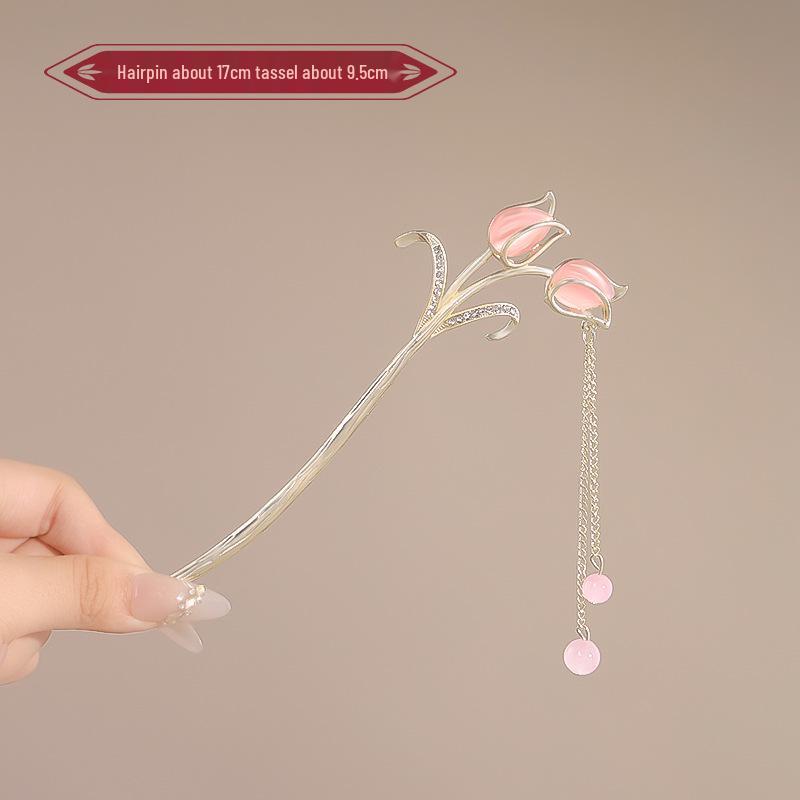 Elegant Red Rose Tassel Hairpin - U-shaped Hair Accessory for Women, Perfect for Updos and Traditional Attire.