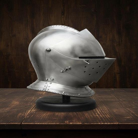 Medieval Knight Close Helmet with Stand Wearable Steel Armor