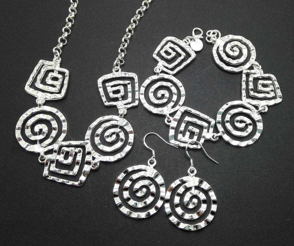 Silver Jewelry Three-Piece Set: Round Thread Necklace, Bracelet, and Earrings