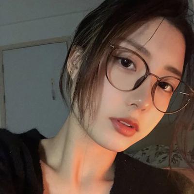 Anti Blue Light Glasses Round Frame Anti Eyestrain High Clarity Ultra Light Spring Hinge Eye Protection Eyewear Women Non-prescription