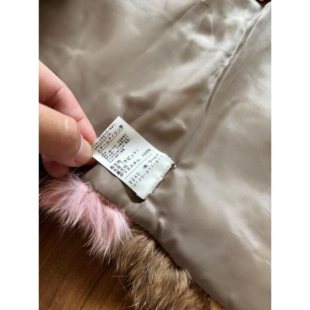 Used COCUE Colorful Rabbit Fur Cape for Coming-of-Age Ceremony, Occasions, Flashy, Individualistic