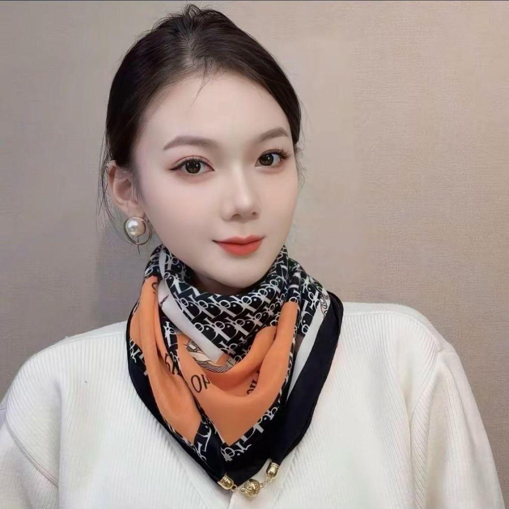 Women's Autumn/Winter Versatile Silk Scarf - Fashionable, Warm Magnetic Buckle Korean Square Design