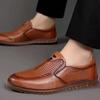 Fashion Outdoor Plain Black Male Casual Shoe Soft Mesh Oxfords Summer Sale Cowhide 2025 Trend On Retro Slip-on Pu Men's Leather Shoes