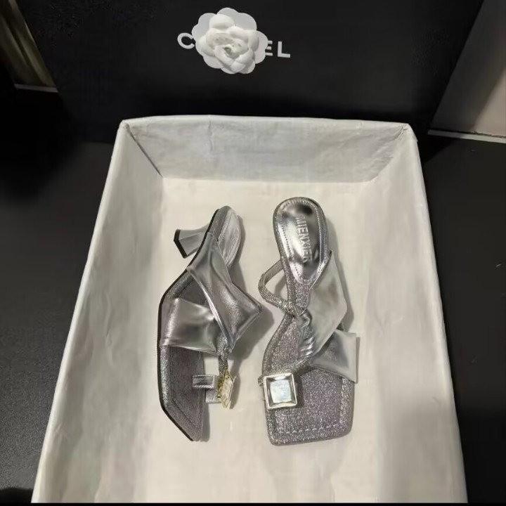 French Beautiful Cool Slippers Women Summer Internet Celebrity Explosion Wear Internet Celebrity Pigeon Egg Rhinestones with Skirt High Heels