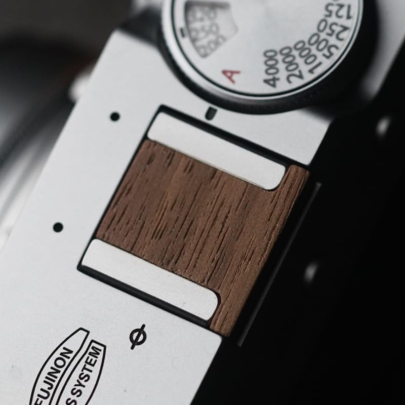 

DBZZ Wooden Hot Boot Cover is suitable for Fuji X 100 VIX 100 VX 100 FXT 5 XT 4 XT 3 XT 20 XT 100 XT 30 and Fujifilm Camera (Walnut Wood)