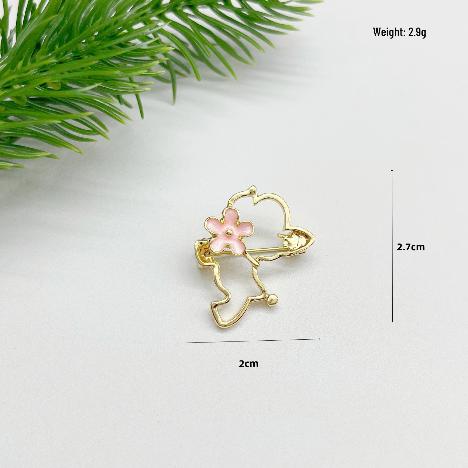 Cat s Eye Zircon Brooch: Small Cat-Shaped Clothing Pin for Anti-Exposure, Korean Dongdaemun Lapel Design.