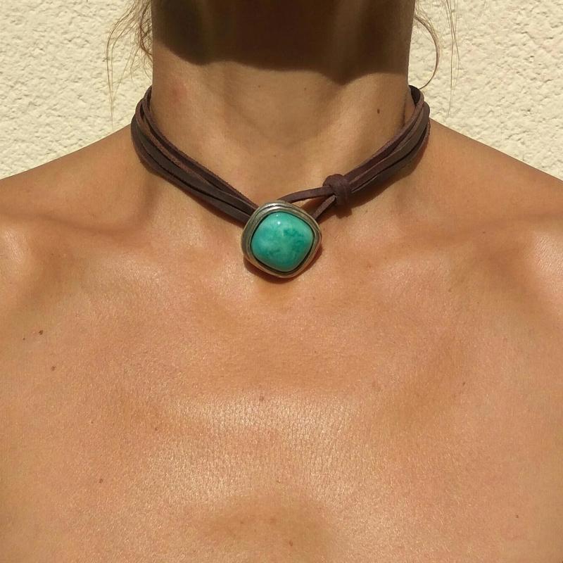 Bohemian Style Vintage Creative Leather Choker imitation turquoise Pendant Necklace for Women Girls Simple Zircon Gifts