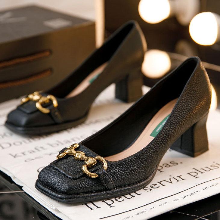 Foreign design temperament green high heels women's 2025 new thick heel Mary Jane small leather shoes square head single shoes