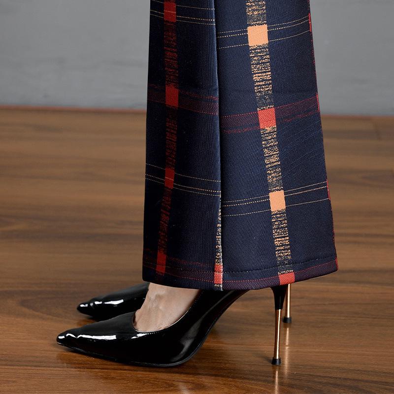 2024 Slimming Plaid Micro-Flare Pants: Thick, Fashionable, Elastic, Versatile Women's Long Pants for Autumn and Winter.