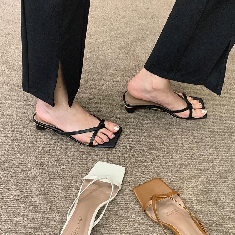 Tacchi Alti Comodi Nuove Ciabatte Estive in Pelle Solida Scarpe da Donna Scarpe da Donna Moda Donna Mules Cool Scivoli Infradito