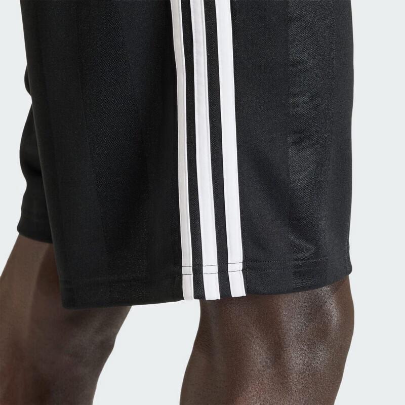 adidas Men's KE3594 Knit Casual Shorts