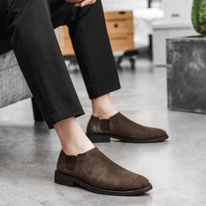 New Men Genuine Suede Leather Casual Shoes Pointed Toe Chelsea Shoes Young Man Street Cool Slip-on Loafer