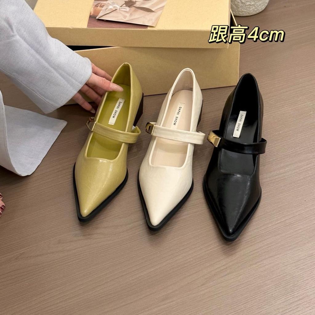 Internet celebrity explosion shallow mouth high heels are not tired feet buckle thick heel single shoes pointed temperament Mary Jane shoes