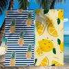 Handdoek met fruitprint Sneldrogende Strandhanddoeken Zijn Geschikt Voor Zwembaden Kamperen Yoga En De Sportschool