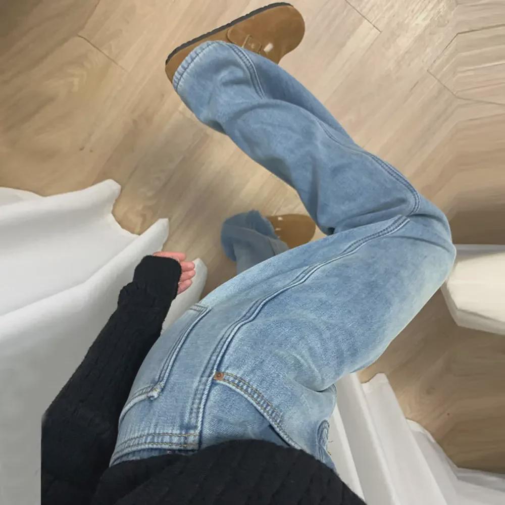 Damskie pluszowe ciepłe dżinsy z wysokim stanem i szerokimi nogawkami - styl amerykański, edycja jesienno-zimowa