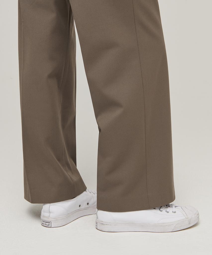 MUSINSA STANDARD WOMAN Women'S Heavyweight Fleece-Lined Wide Hidden Elastic Waist Slacks [Dusty Beige]