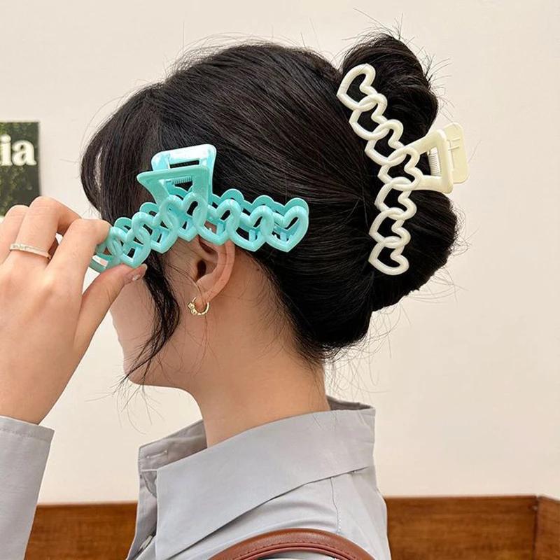 2025 New Y2k Dopamine Girl Fashion Pink Color Hollow Geometric Star Heart Hair Clips Women Hair Claw Cross Headband Shark Clip