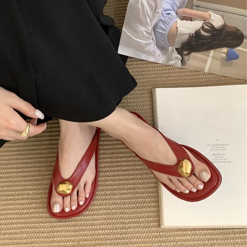 Fashion SUOJIALUN Summer New Brand Women Slipper Fashion Metal Buckle Slip On Flip Flop Shoes Soft Flat Heel Outdoor Casual Vacation Sli