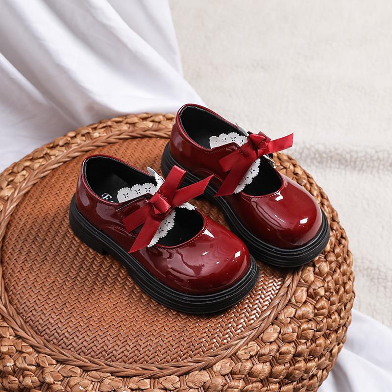 Spring and Autumn New Fashion British Style Girls Soft Sole Comfortable Leather Shoes