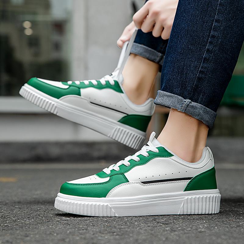 New Couple Board Shoes Breathable Student Casual Sports Shoes Thick Baseplate Shoes