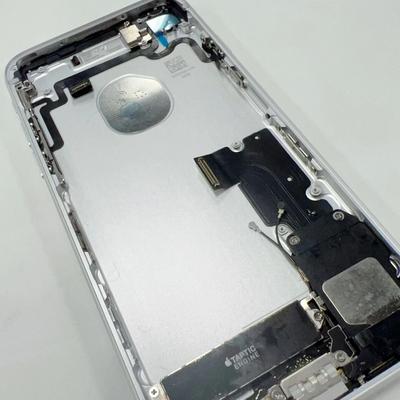Pre iPhone 7 7 Plus Zadný kryt batérie s kompletnými malými dielmi Stredný rám s flex káblom a bočnými tlačidlami