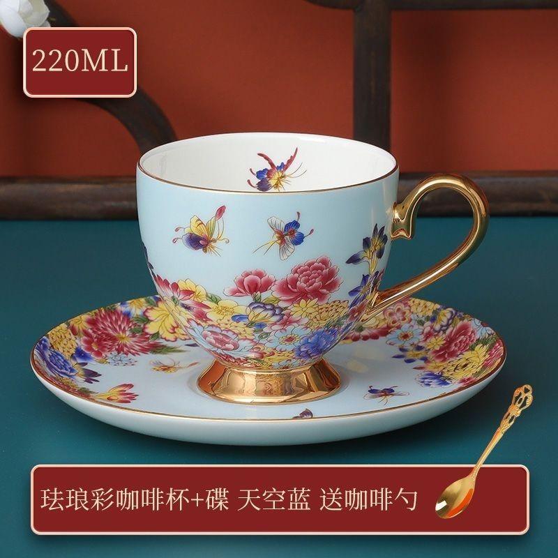 420ML Európai stílusú Kerámia Kávéscsésze Retró Virágos Bögre Otthoni Bone China Reggeli Bögre Palota Stílus Délutáni Tea Virágos Teáscsésze