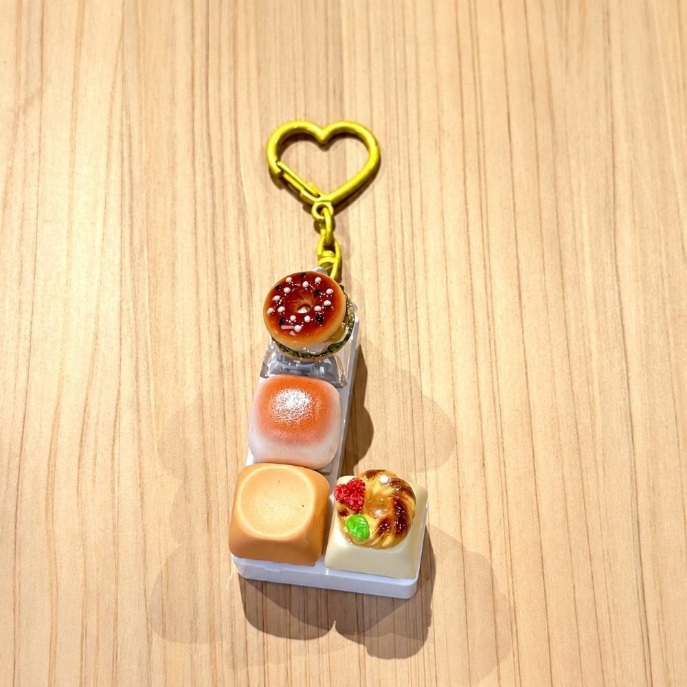 Simulated Keyboard Fidget Keychain Mini Keyboard Button Bag Pendant Bread Keycap Bag Charms Gifts