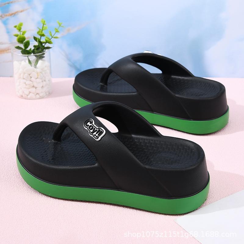 

Летние новые женские шлепанцы женские повседневные с увеличением высоты приморский отпуск пляжные прохладные тапочки для 39-40 чёрный