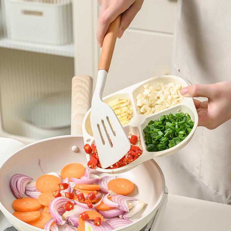Divided Plates Anti-Scalding Fruit Plate 4 Compartment Food Dinner Plate Tray Multifunctional Divided Serving Tray