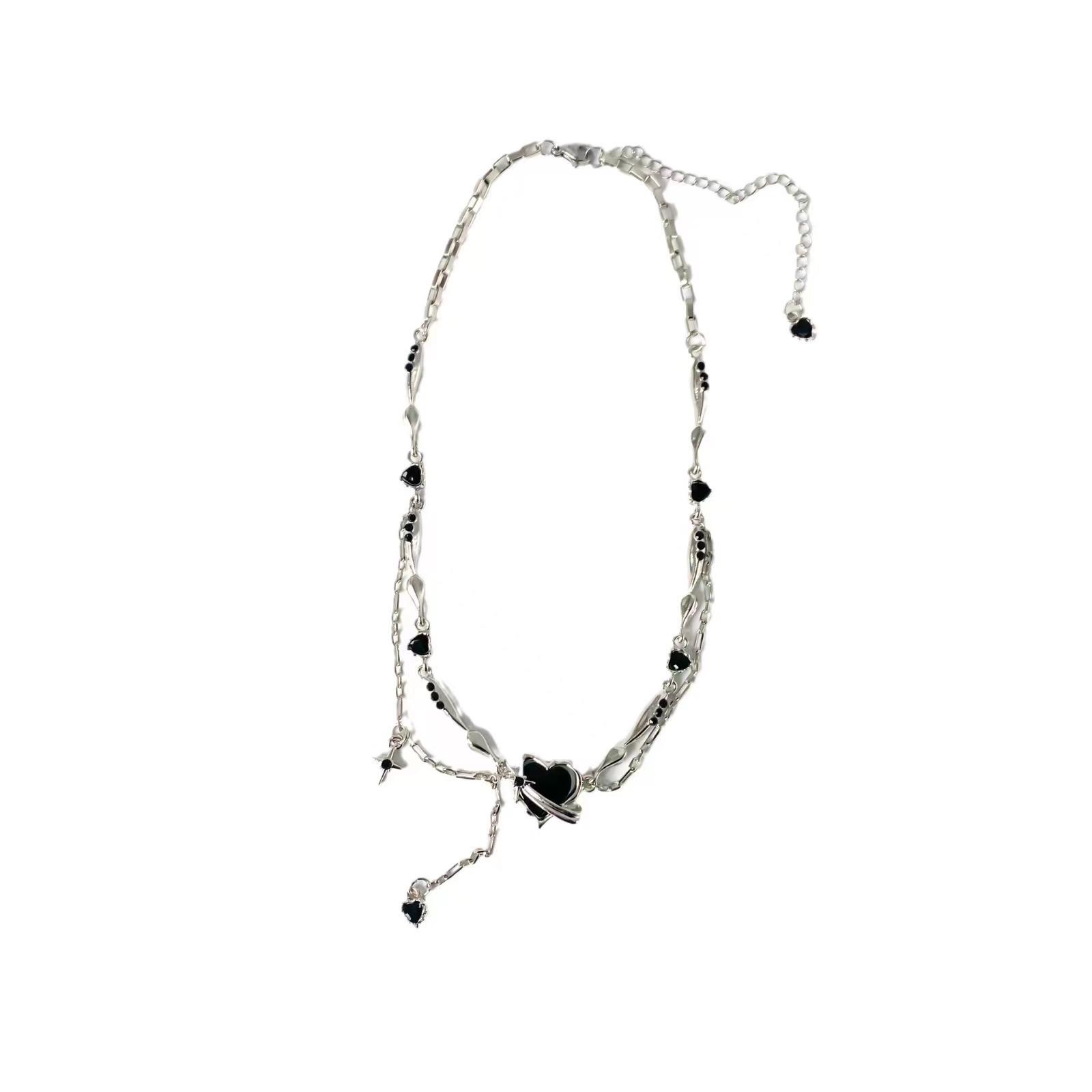 

Black love cross necklace female personality niche design dark subculture exaggerated temperament spring and summer accessories