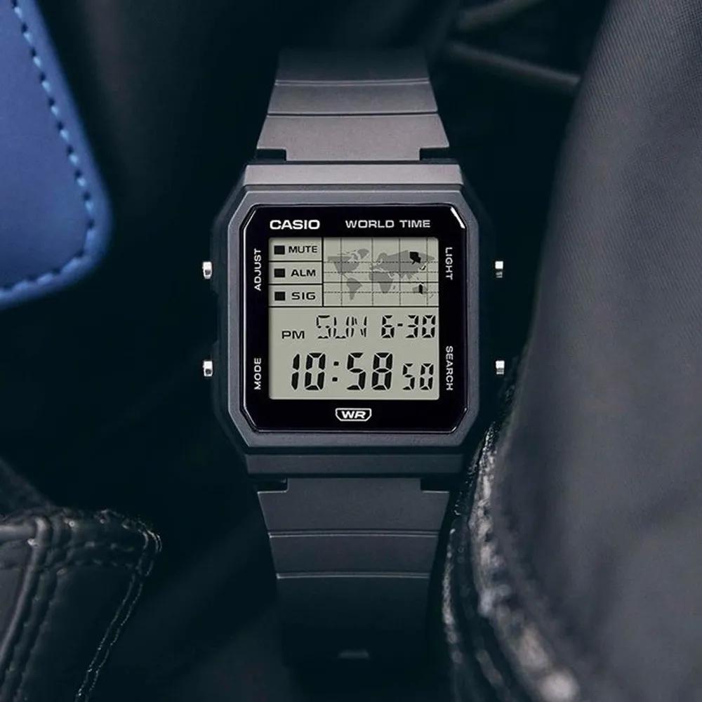 CIO Cio LF-30W-1A Unisex Vintage Square Digital Watch