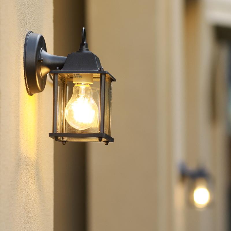 Modern Nordic Style Outdoor Waterproof Wall Mounted Lamps Iron Base with Aluminum Body Lampshade LED Light Source for Gates