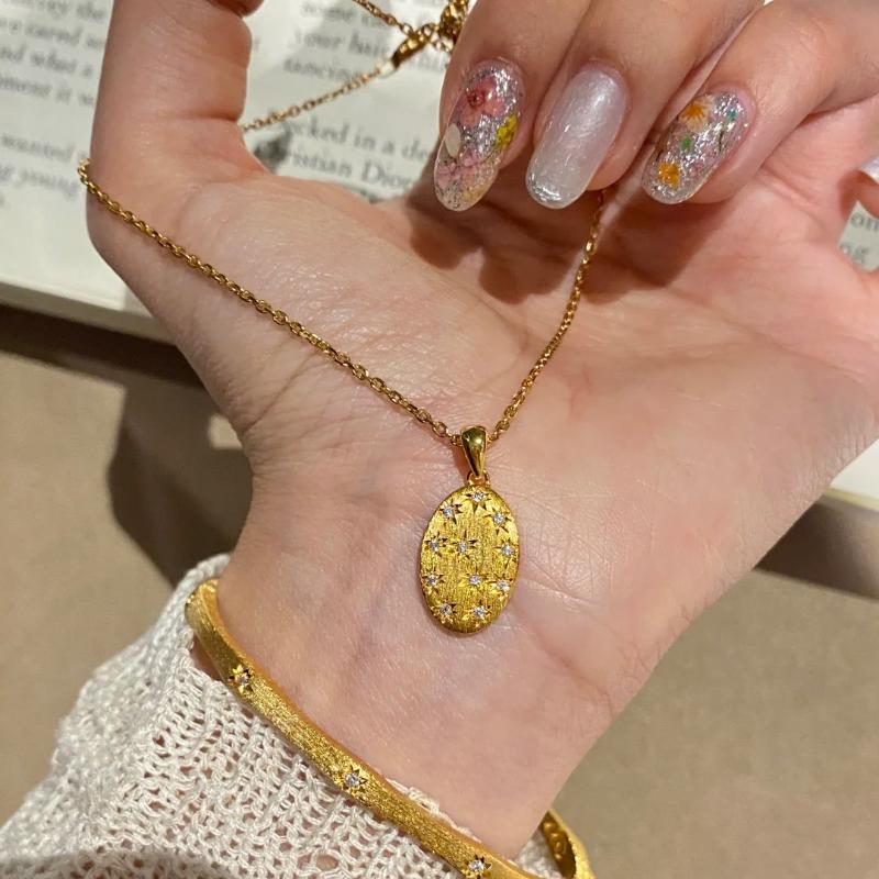 Light Luxury Brushed Full Diamond Oval Octagonal Star Necklace Shining Retro Exquisite Collar Chain Wedding Jewelry