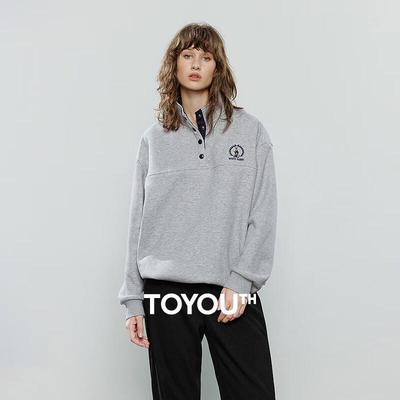 Chuyu Women's Stand-Collar Rabbit Embroidery Fleece Sweatshirt