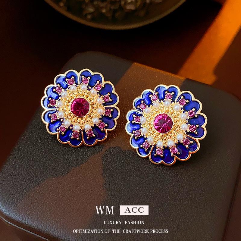 Silver Needle Ankara Geometric Red Drip Earrings – Retro High-End Fashion for Women