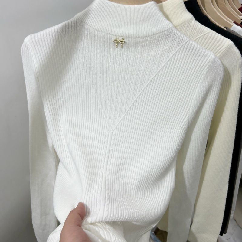 Women's Semi-high Collar Sweater Paired with Short Autumn and Winter Slim Long-sleeved Knitted Undershirt As An Inner Layer