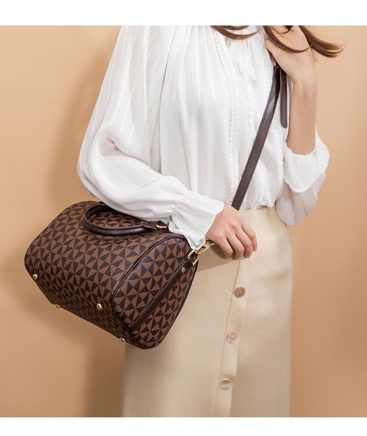 2026 Lente Trendy Eenvoudige Boston Print Kussen Handtas Crossbody voor Vrouwen