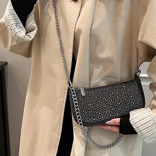 New simple and versatile saddle bag fashion casual shoulder messenger bag commute armpit bag