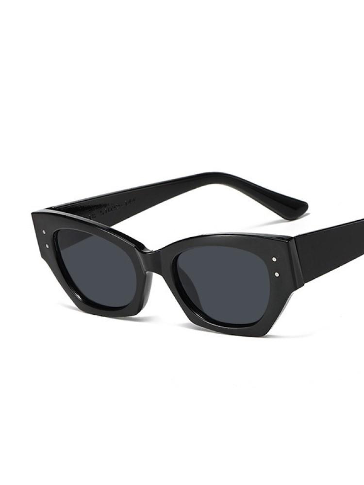 Vintage Small Rivet Cat Eye Sunglasses Women Fashion Brand Luxury Designer Polygon Cat-eye Sun Glasses UV400