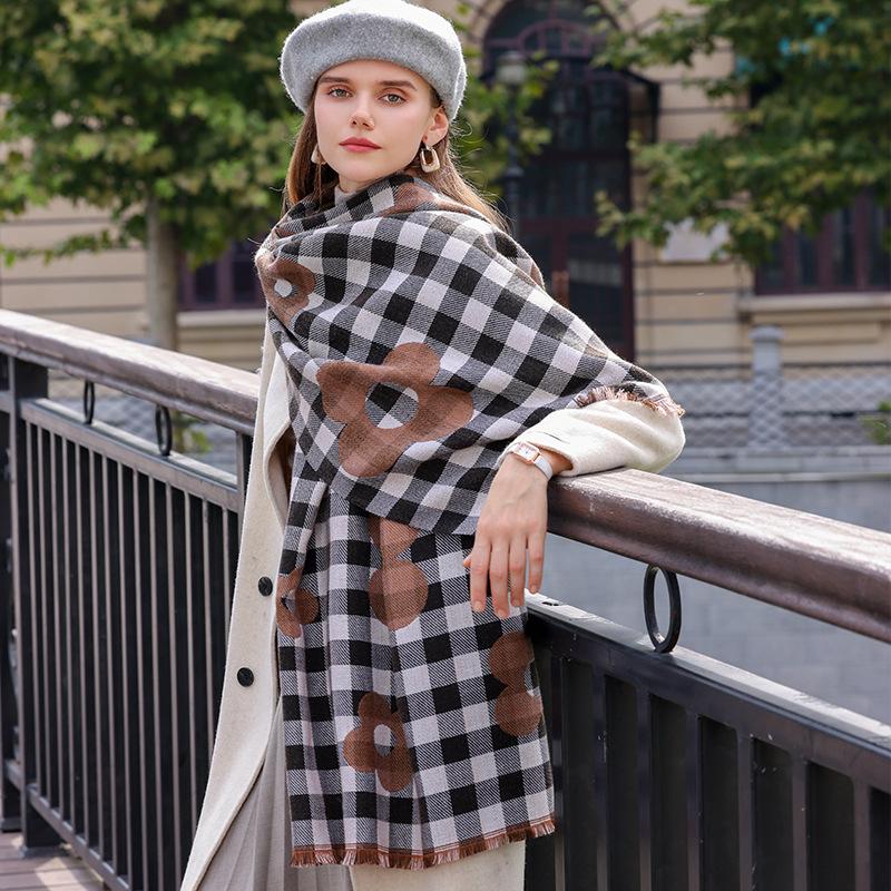 Scarf Women's Atmosphere High end Niche Autumn and Winter Student Warm Imitation Cashmere Korean Style Tassel Scarf Trend Shawl