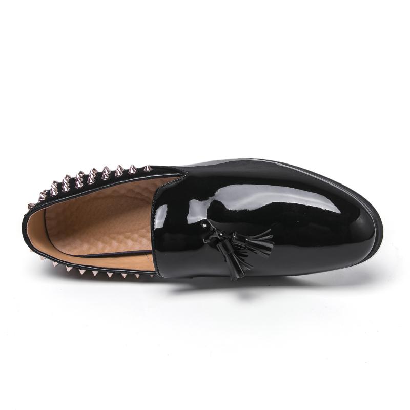 Men’s Rivet Loafers Dress Black Patent Leather Monks Shoes Men Slip on Pointed Toe Tuxedo Rock Club Shoes Plus Size