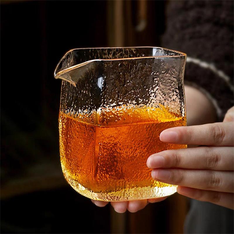 

Japanese 300ml Square Hammer Glass Fair Mugs Tea Pitcher Heat Resistant Tea Cup Chahai Tea Divider Kung Fu Tea Set Accessories 300ML