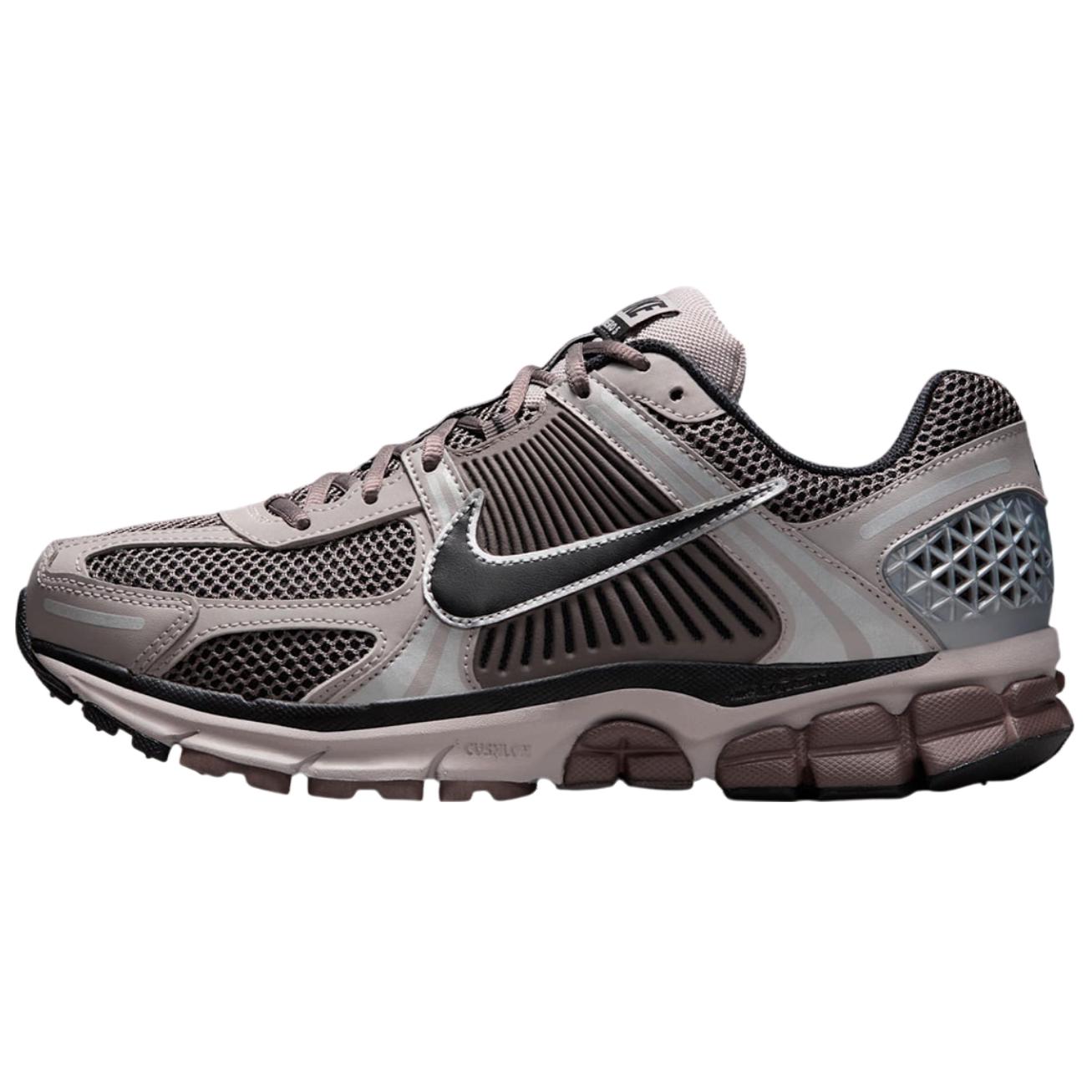 

Nike Zoom Vomero 5 Men s Lifestyle Running Shoes College Grey Cave Stone Black FB9149-005 EU 42