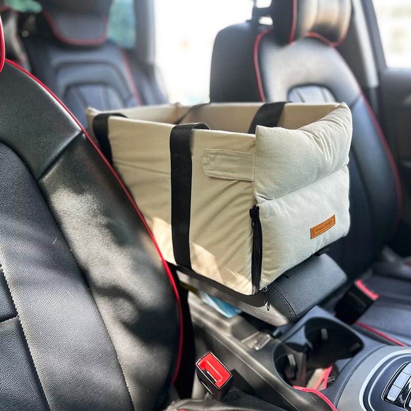 Dog Car Kennel Car Car Pet Mat Cat Safety Seat Central Control Nest Pomeranian Teddy Pet Supplies