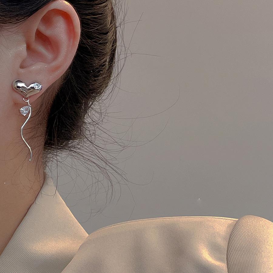Asymmetrical zircon love fringed earrings metal style high-end earrings niche light luxury fashion earrings women