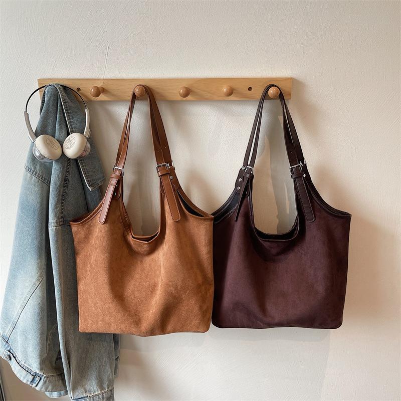 Retro autumn bag women's new retro shoulder bag large capacity tote bag fashion commuter bag