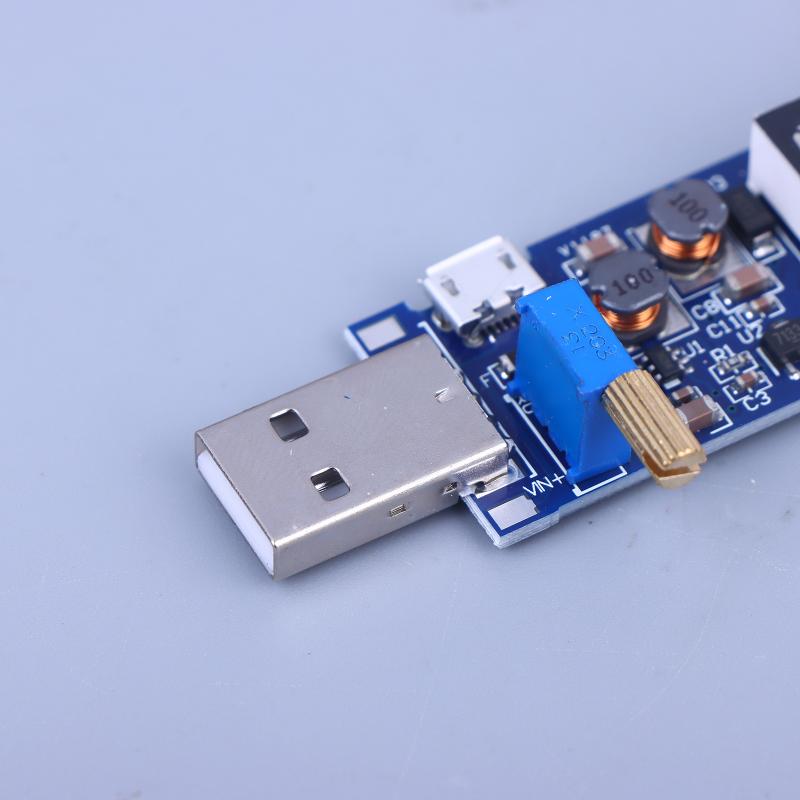 USB Step-Up / Step-Down Netzteilmodul Boost-Wandler DC-DC 5V auf DC 1,2V-24V Einstellbarer Ausgang