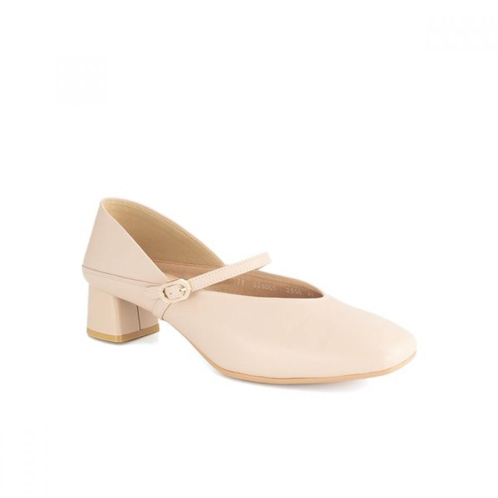 

BeCCaCCino Women S ShoeS C 1326 220
