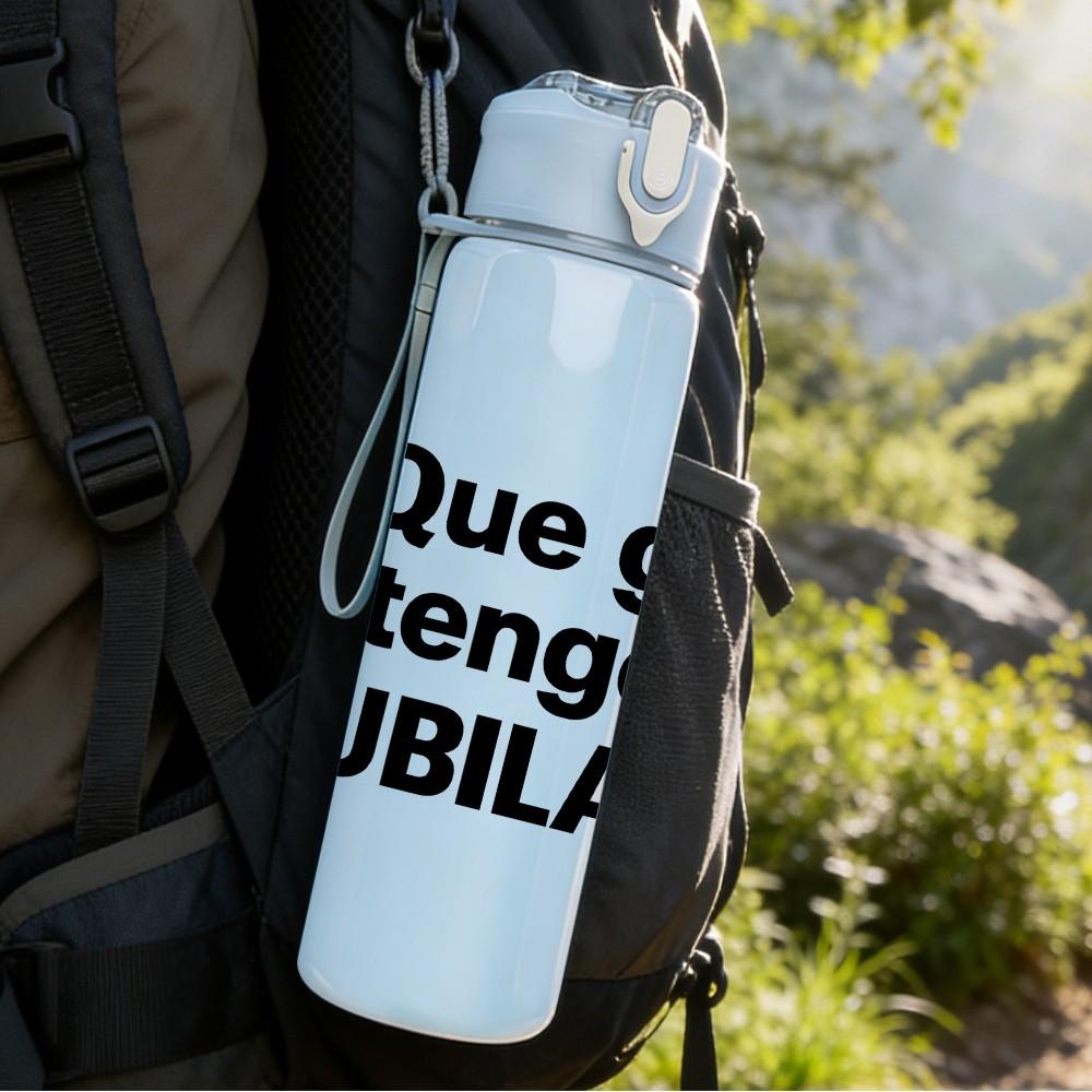 1PC Spanish Retirement Wish Quote Text 750ml Color Plastic Sports Water Bottle Leakproof Flip Straw Lid Suitable for Sports Office Home Use