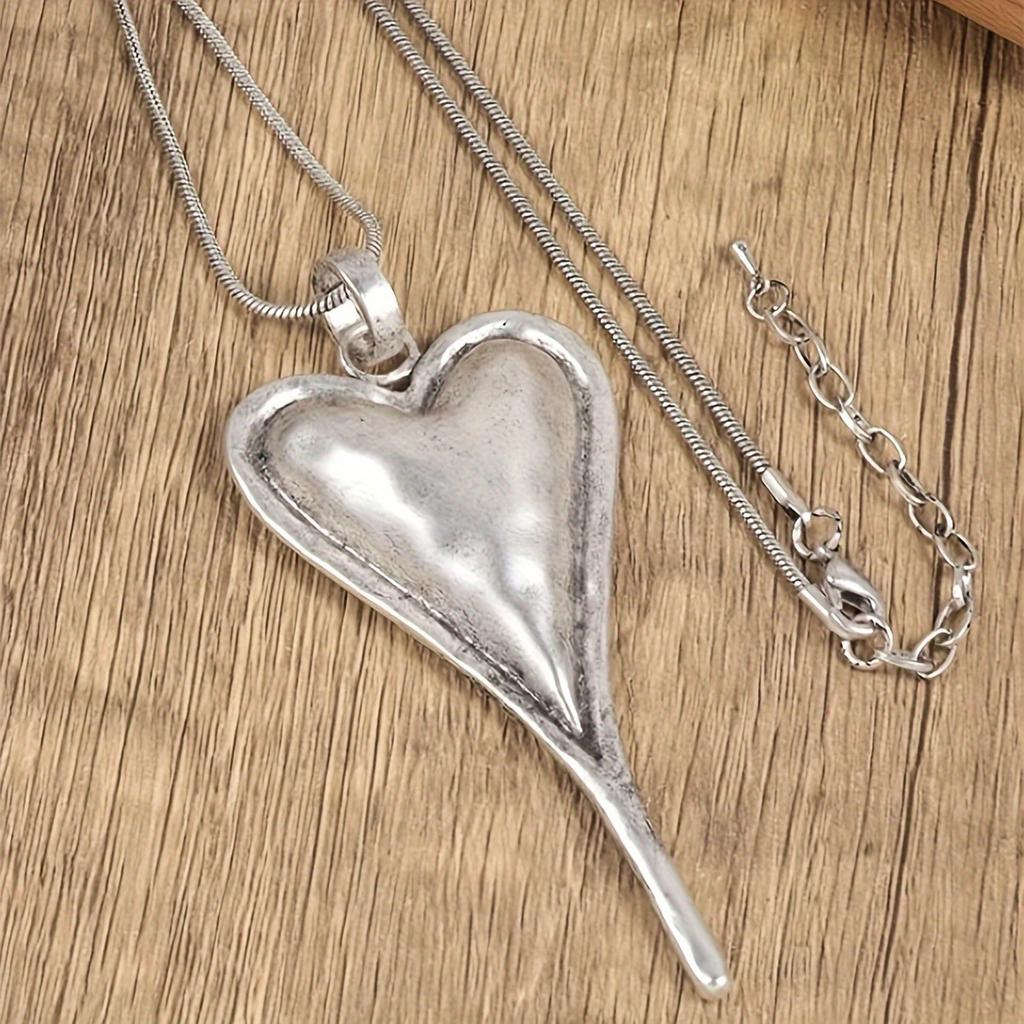 Lady Irregular Heart-shaped Pendant Necklace - Retro Women's Jewelry